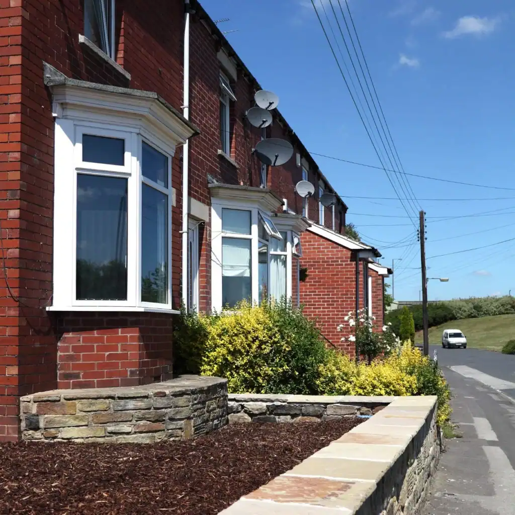Can a Neighbour Remove Survey Stakes? 3 Min Critical Guide to Avoid Legal Issues 2 Faulkner Party Wall Surveyors Billericay : Can My Neighbour Remove Survey Skates